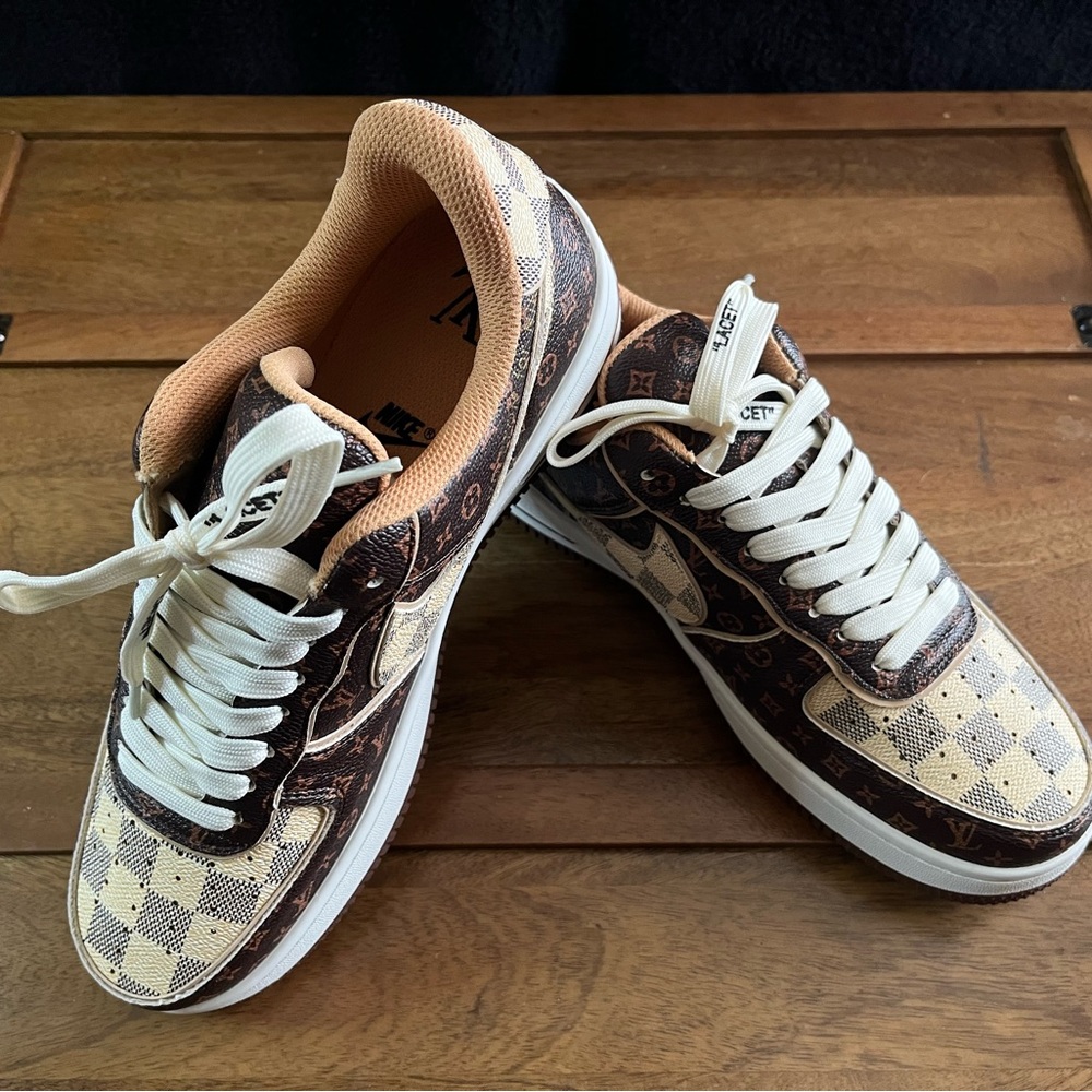Louis Vuitton Brown and Cream Men's Sneakers size 43